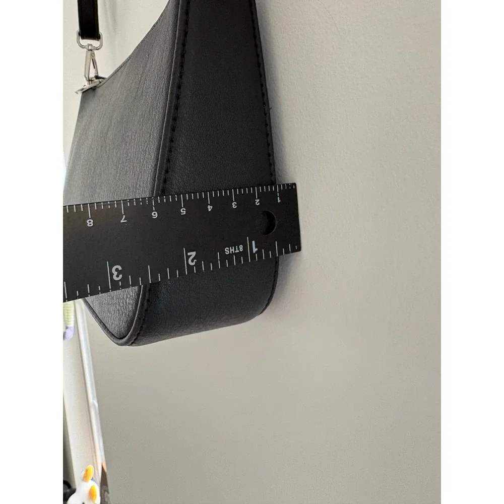 Niueimee Zhou Shoulder Bag Silver Hardware Crossbody w 2 Removable Straps BLACK